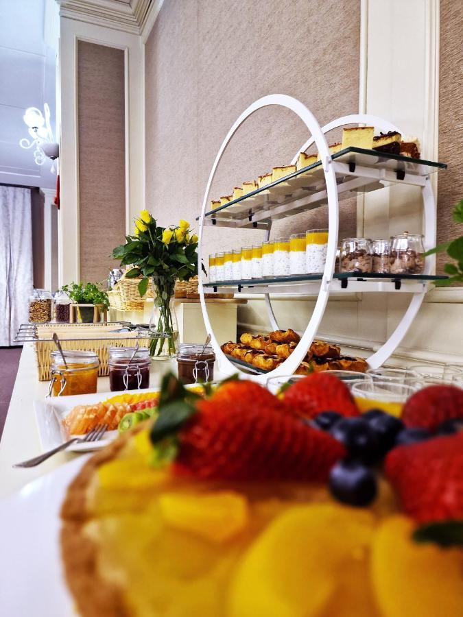 Hotel Prezydencki 4-Star Жешов Екстериор снимка