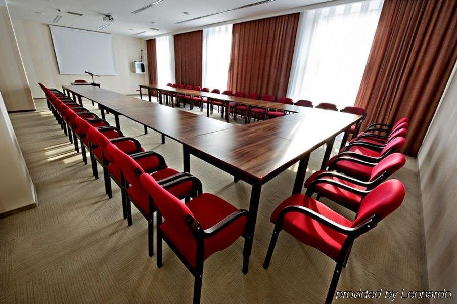Hotel Prezydencki 4-Star Жешов Бизнес снимка